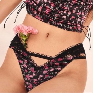 For Love And Lemons Melrose Thong Panty Black Floral XXS NEW